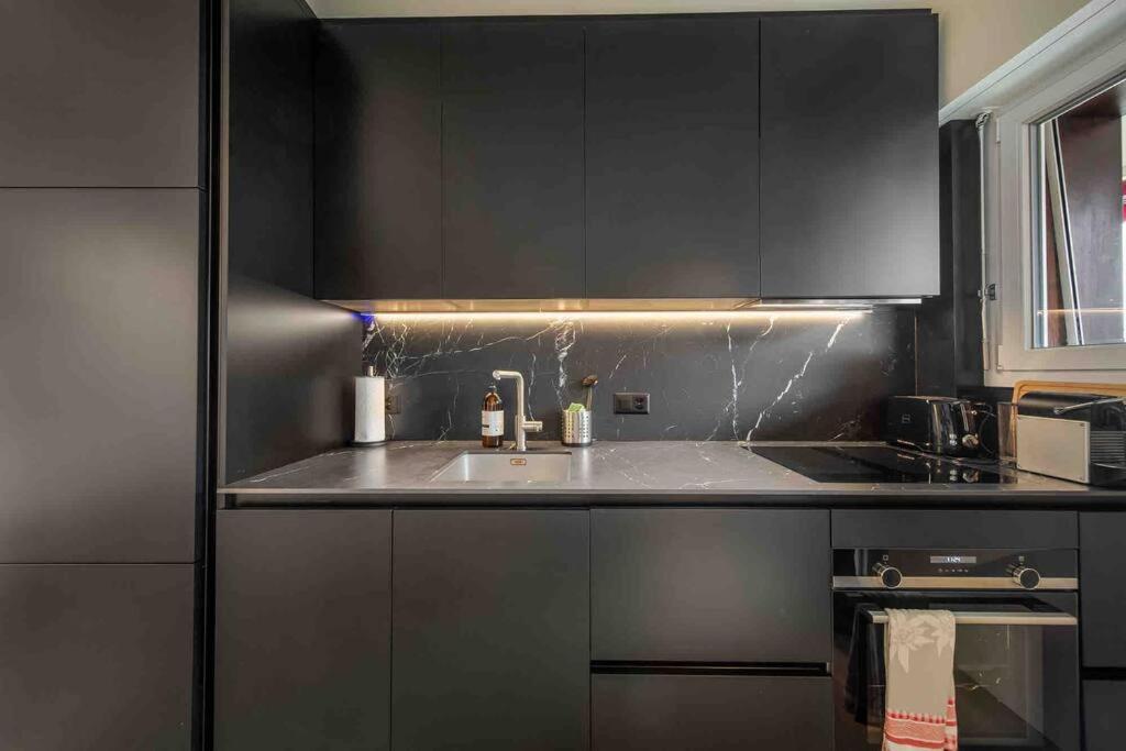 Center With Fireplace And Parking अपार्टमेंट Crans-Montana